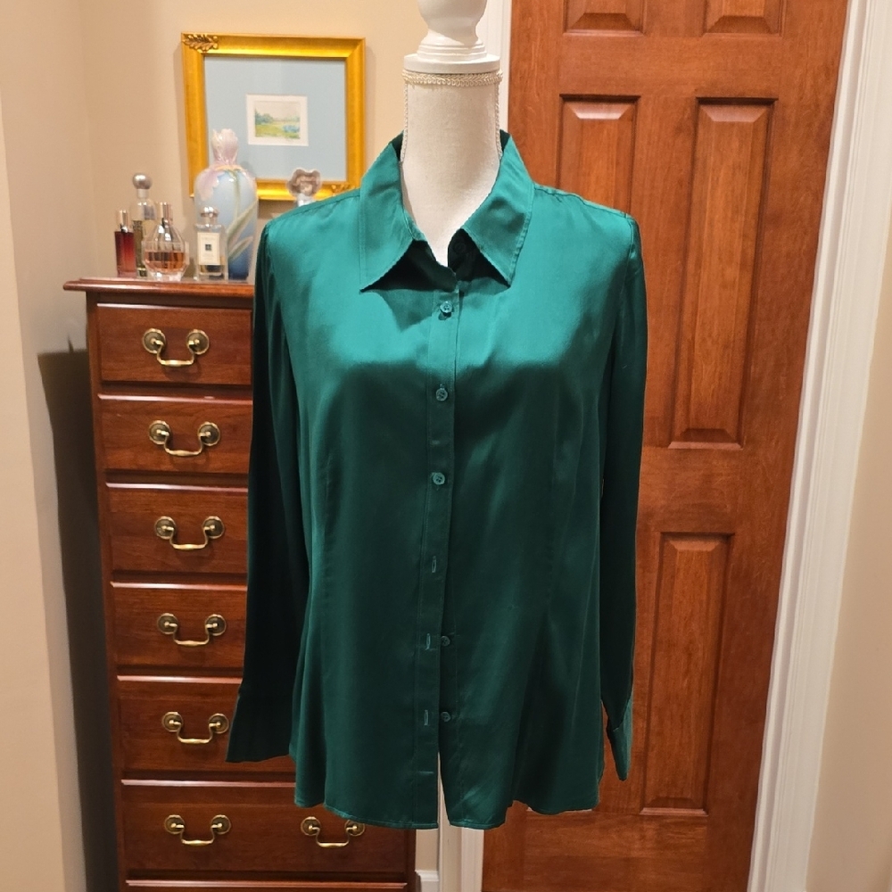 Talbots Green Long Sleeve Button Down Shirt